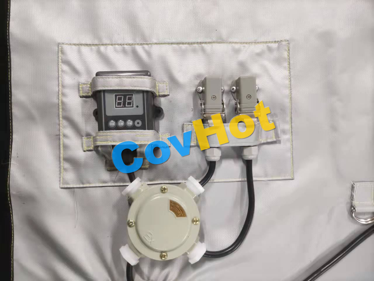電伴熱<a href=http://www.ofplanet.com/e/tags/?tagname=%E4%BF%9D%E6%B8%A9%E5%A5%97 target=_blank class=infotextkey>保溫套</a>